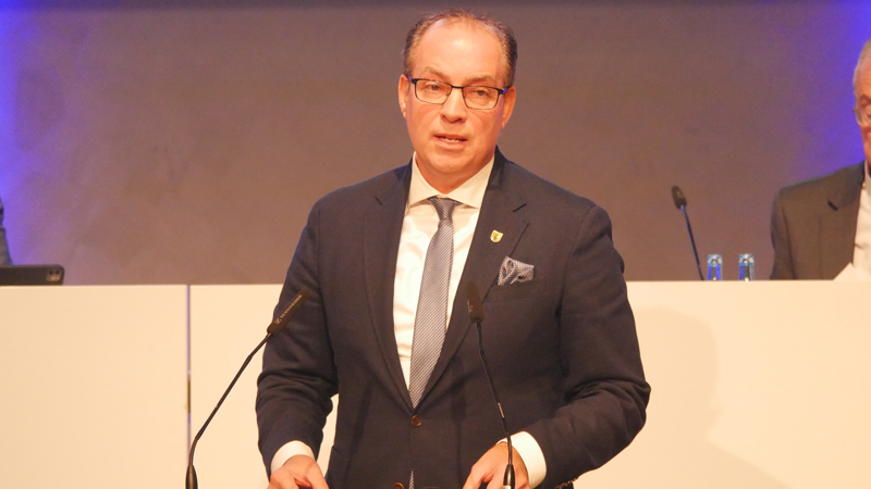 Dr. Sascha Dewender, schulpolitischer Sprecher der CDU-Ratsfraktion Bochum