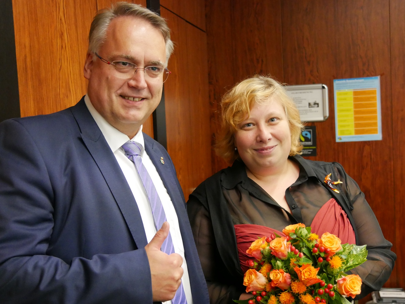 Fraktionsvorsitzender Christian Haardt MdL begrüßt Stephanie Kotalla als Fraktionsmitglied